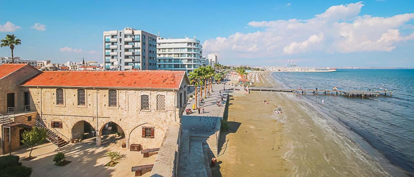 1A Beach & Business Apartment In The City Center! Larnaca Exteriör bild